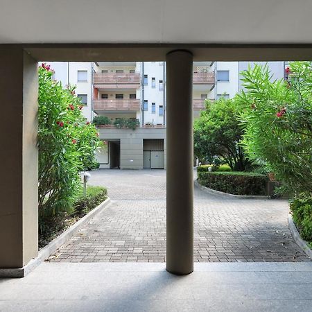 Contempora Apartments - Monolocale Con Terrazza Via F. De Sanctis, 41 Milano Esterno foto